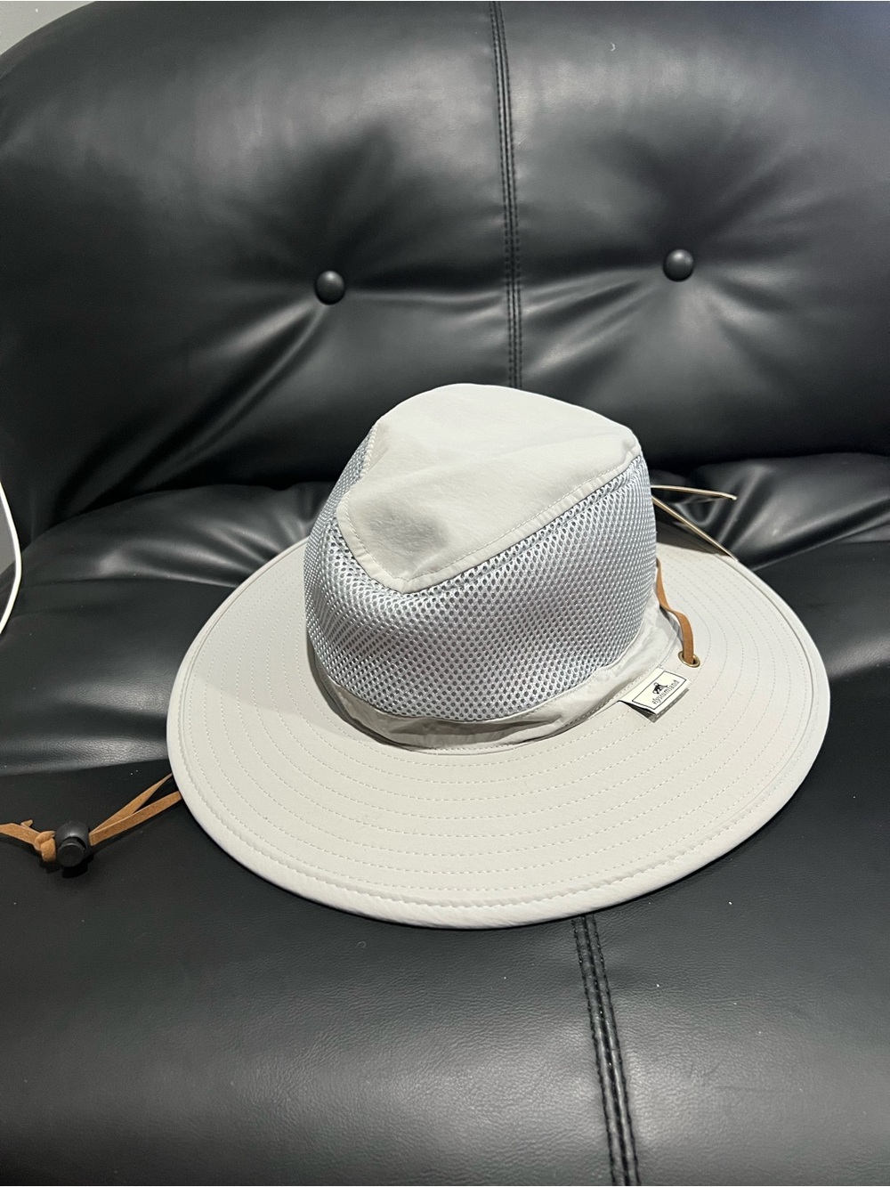 Men's Breathable Light Gray Sun Hat with Chin Cord